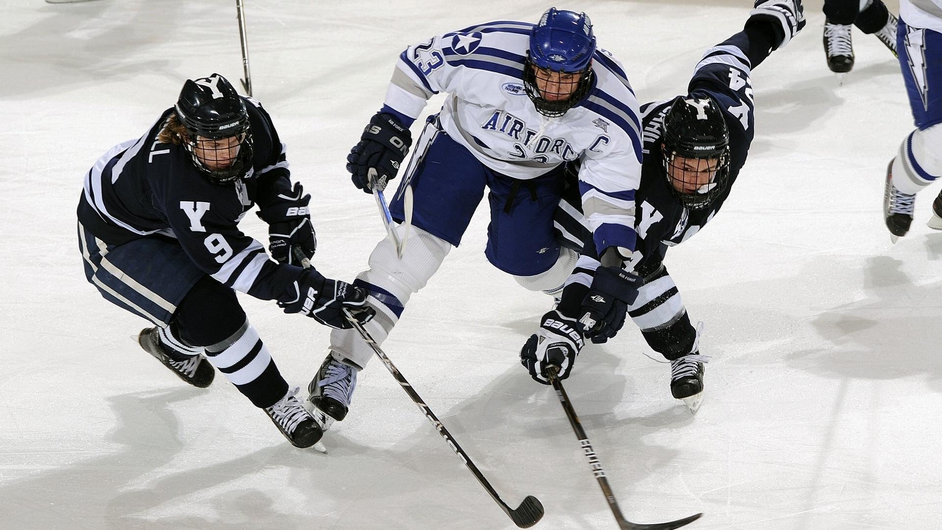 星空体育登录入口-德甲攻守奋战：节奏快、变化多！，德甲打几轮