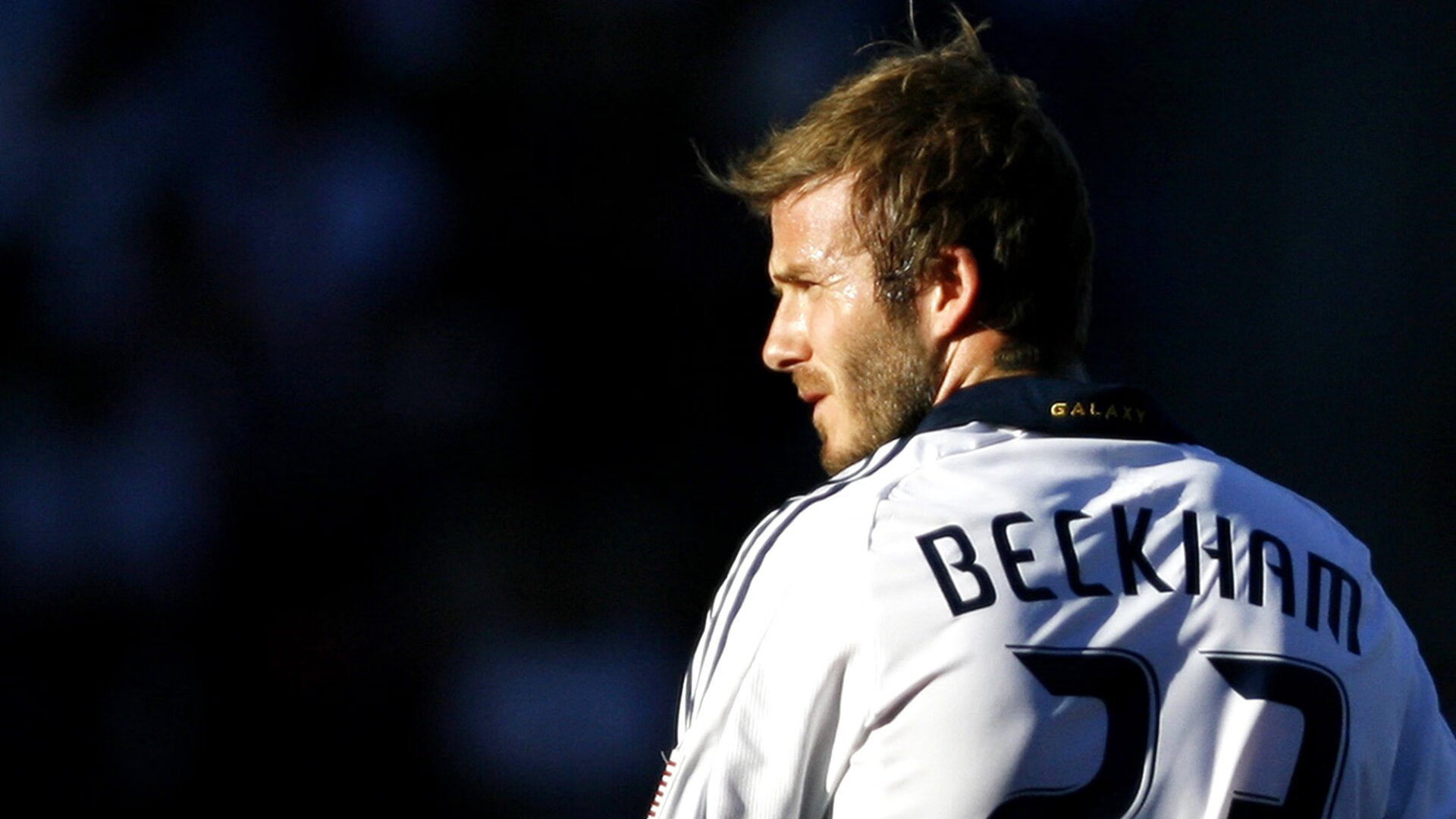 中国足球职业联赛推动多样化竞争格局,中国足球联赛开始走向职业化